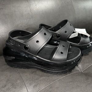 CROCS Classic Black Sandals